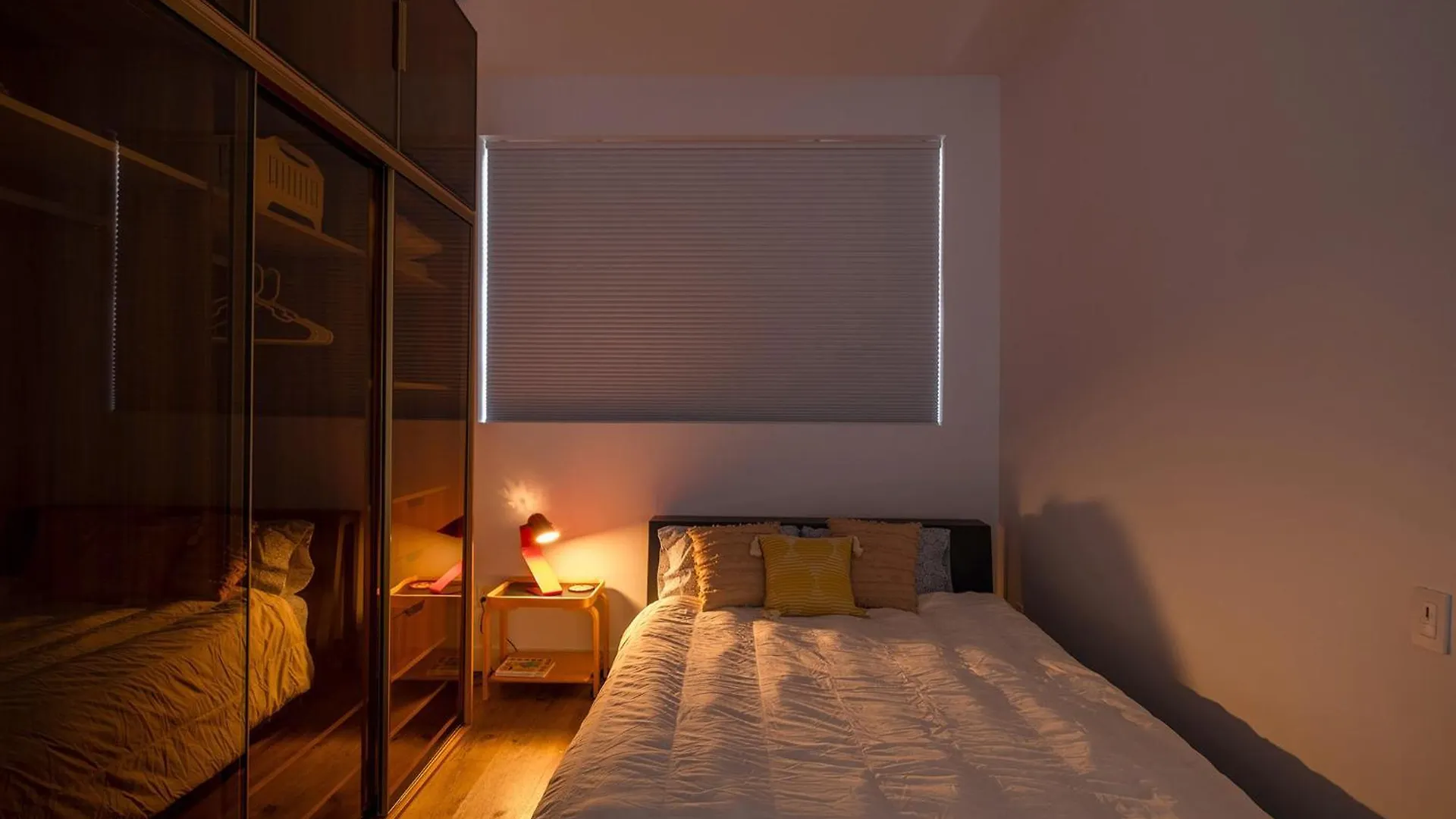 Homestay Queen Loft In Nature Toronto Canada