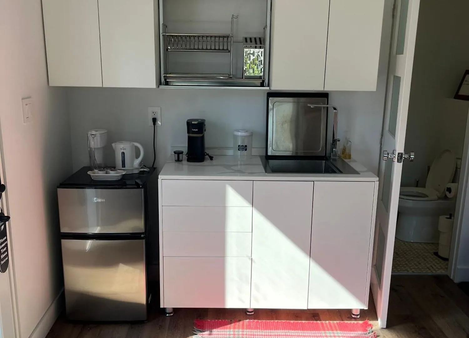 Queen Loft In Nature Toronto Homestay