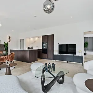 exquisite-2br-apt-in-ville-haute-district.luxembourghotelsguide.com/